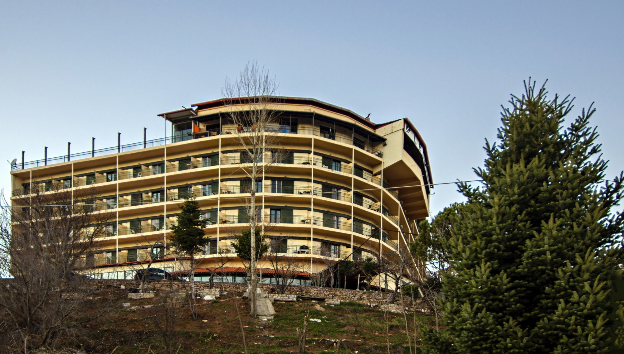 Hotel Lecadin Karpeníszi Kültér fotó